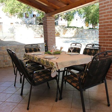 Holiday Home Vinkovic Пореч Екстериор снимка