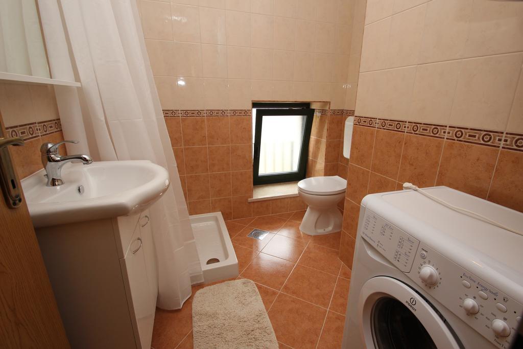 Holiday Home Vinkovic Пореч Екстериор снимка