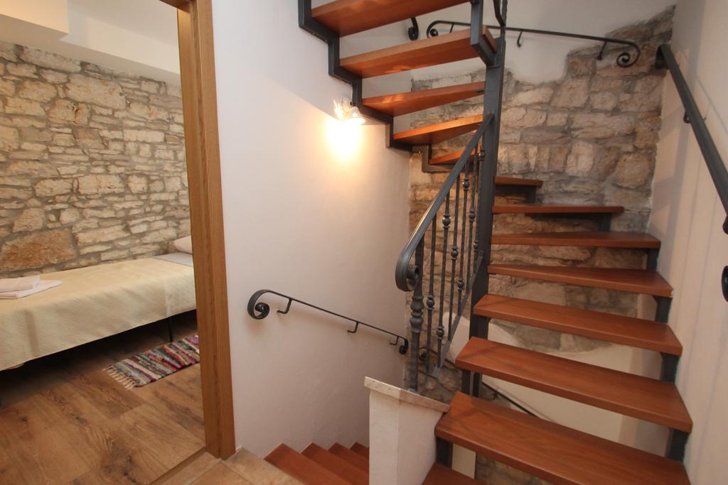 Holiday Home Vinkovic Пореч Екстериор снимка