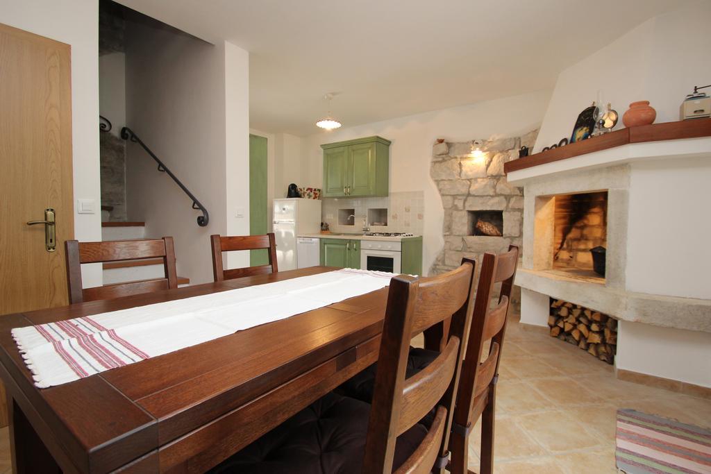Holiday Home Vinkovic Пореч Екстериор снимка